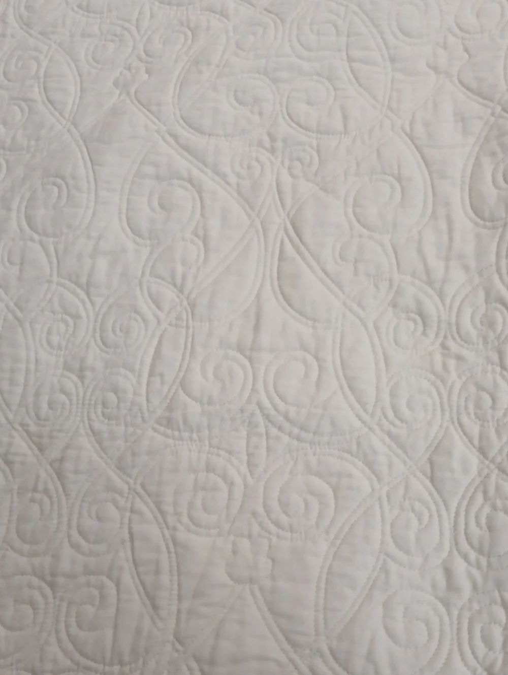 Laura Ashley Queen Quilt